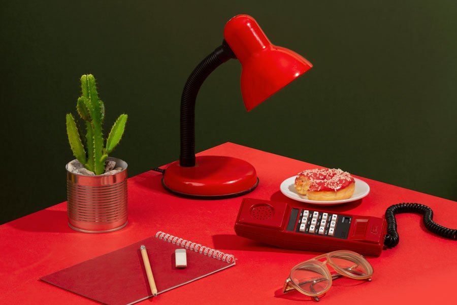 Color Rojo en el Branding: Psicología, Significado y Cuándo Usarlo en tu Marca